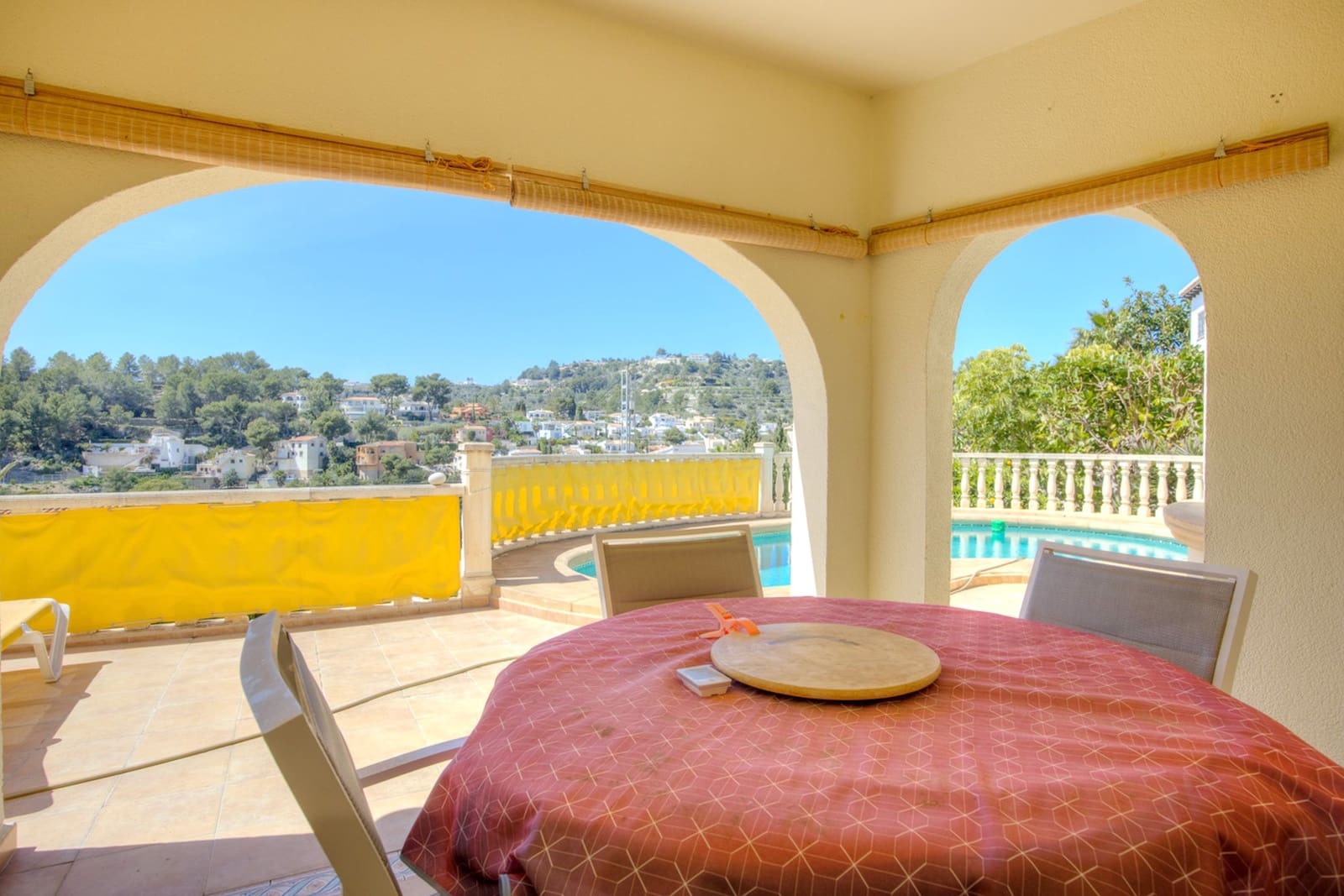 3 sovrum Villa till salu i Benissa med pool - 565 000 € (Ref: 9736017)