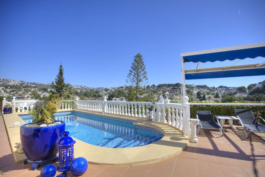 4 soverom Villa til salgs i Benissa med svømmebasseng garasje - € 766 000 (Ref: 9782371)