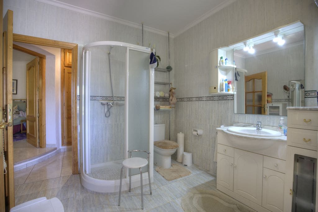 4 soverom Villa til salgs i Benissa med svømmebasseng garasje - € 766 000 (Ref: 9782371)