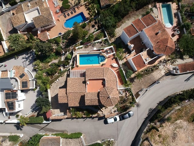 4 camera da letto Villa in vendita in Benissa con piscina garage - 766.000 € (Rif: 9782371)