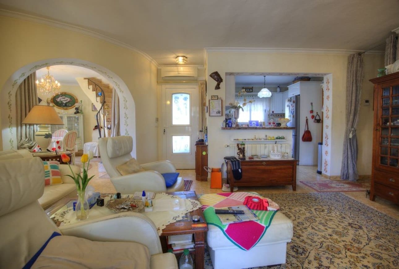 4 soverom Villa til salgs i Benissa med svømmebasseng garasje - € 766 000 (Ref: 9782371)
