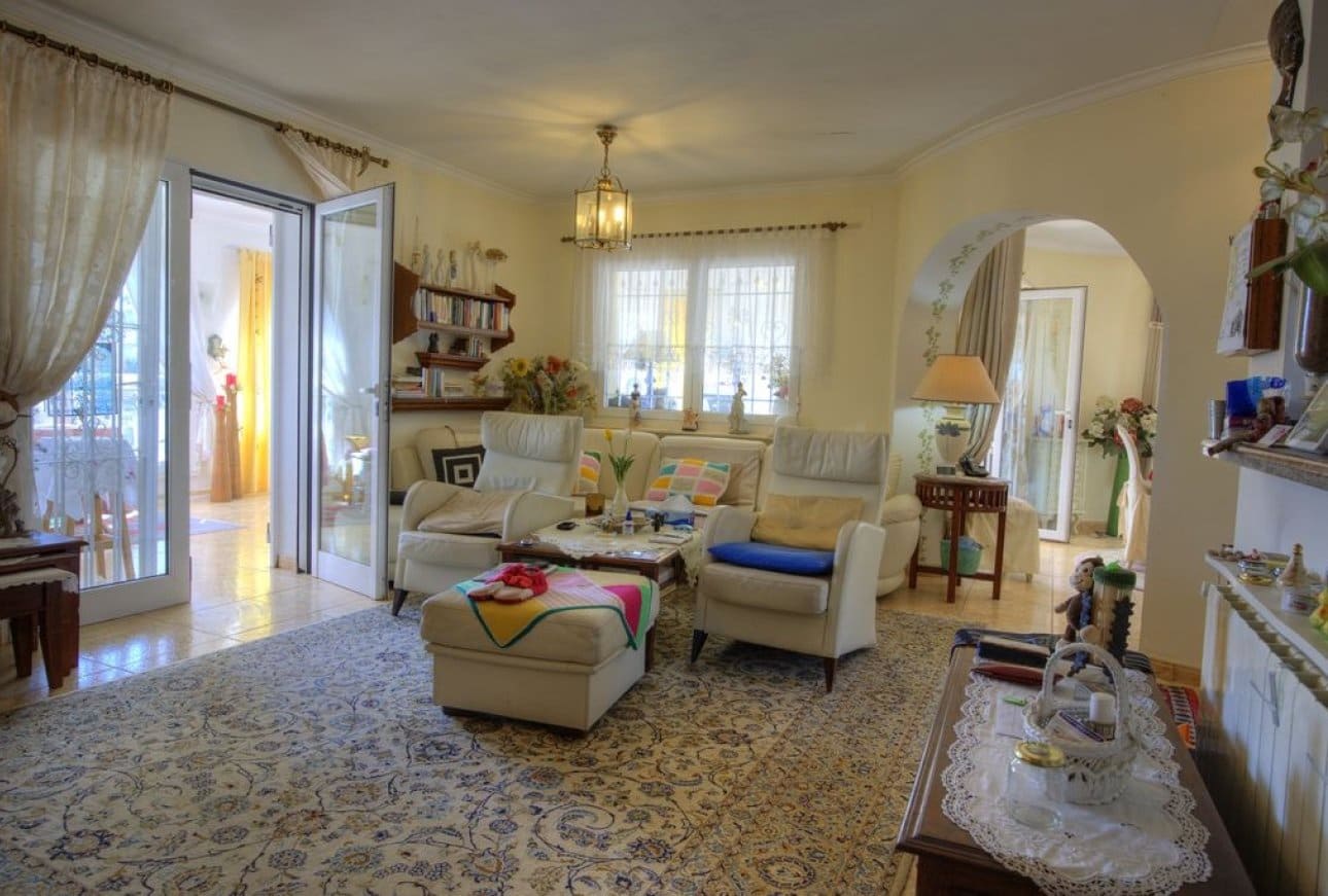 4 soverom Villa til salgs i Benissa med svømmebasseng garasje - € 766 000 (Ref: 9782371)