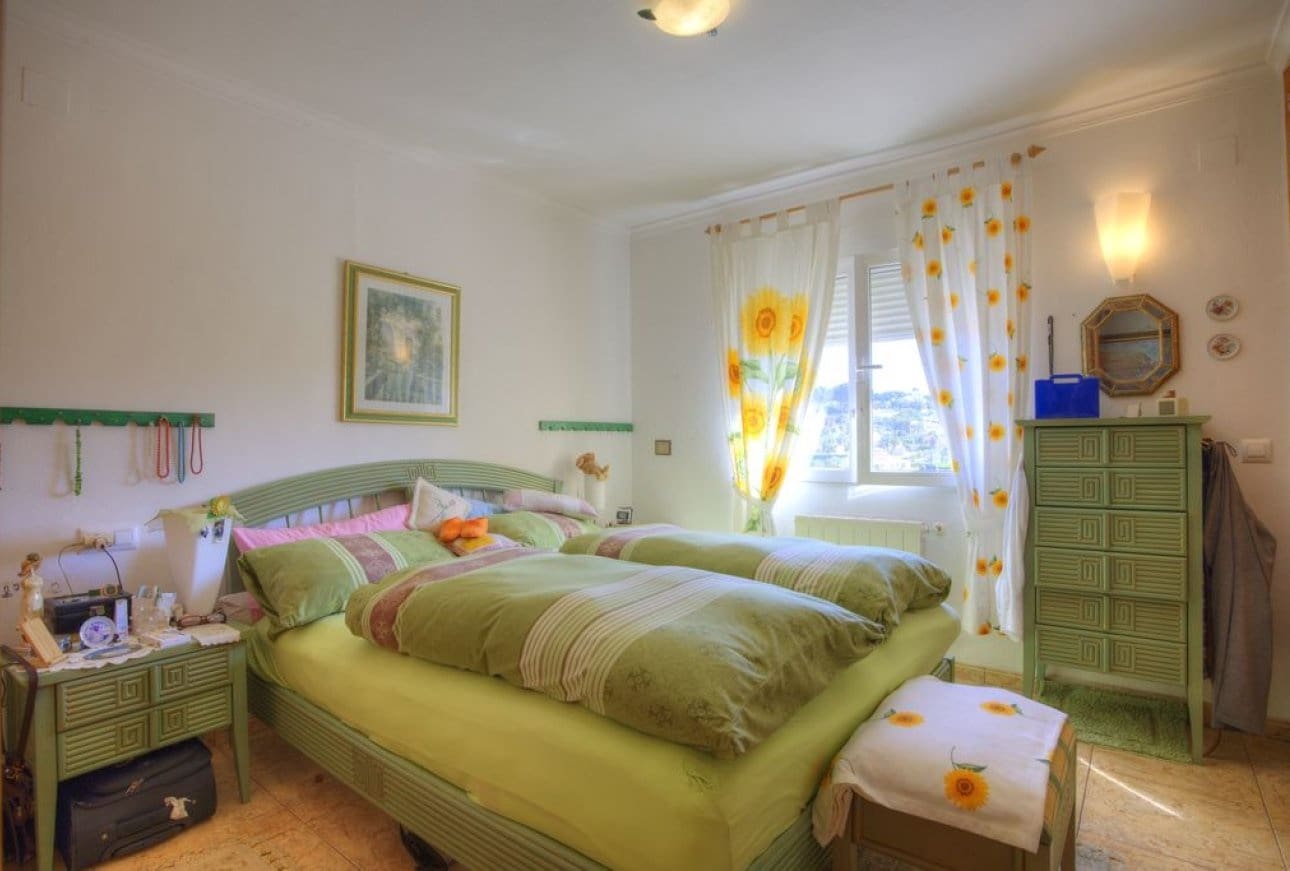 4 soverom Villa til salgs i Benissa med svømmebasseng garasje - € 766 000 (Ref: 9782371)