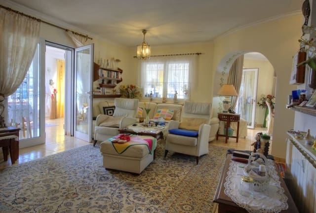 4 sypialnia Willa na sprzedaż w Benissa z basenem garażem - 766 000 € (Ref: 9782371)