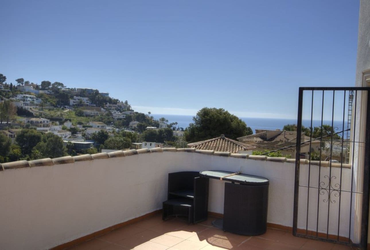 4 soverom Villa til salgs i Benissa med svømmebasseng garasje - € 766 000 (Ref: 9782371)