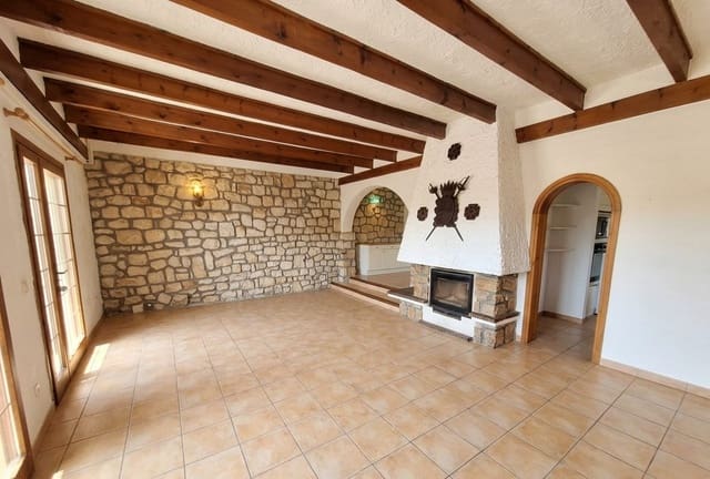 5 soveværelse Villa til salg i Moraira, Teulada-Moraira med swimmingpool - € 1.200.000 (Ref: 9821611)