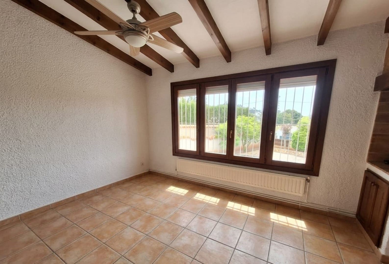 5 bedroom Villa for sale in Moraira with pool - € 1,200,000 (Ref: 9821611)