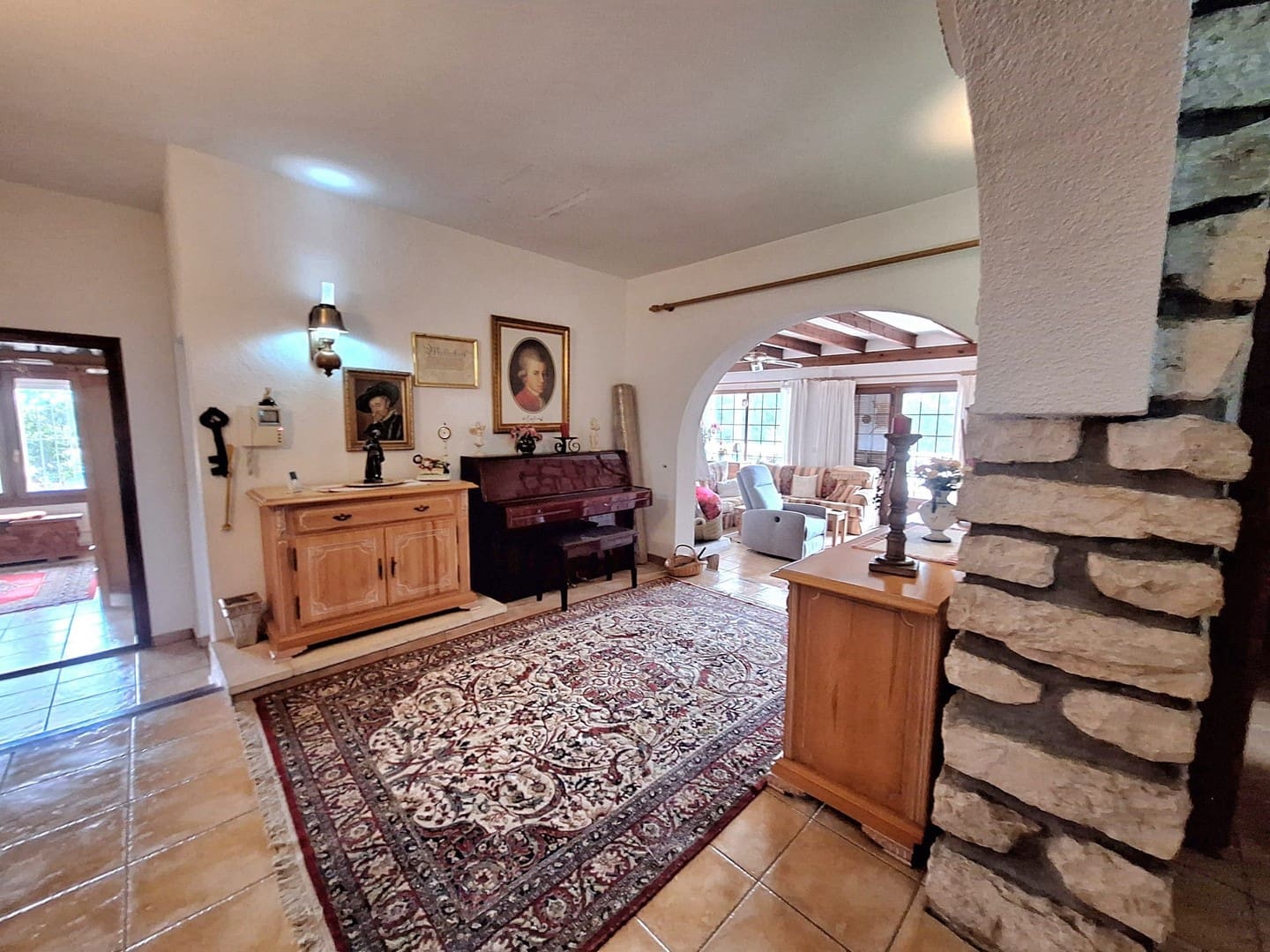 5 bedroom Villa for sale in Moraira with pool - € 1,200,000 (Ref: 9821611)