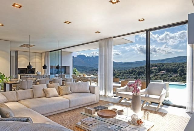 3 bedroom Villa for sale in Calpe / Calp with pool - € 1,135,000 (Ref: 9838323)