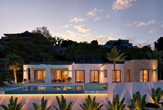4 slaapkamer Villa te koop in Calpe / Calp met zwembad - € 1.750.000 (Ref: 9838324)