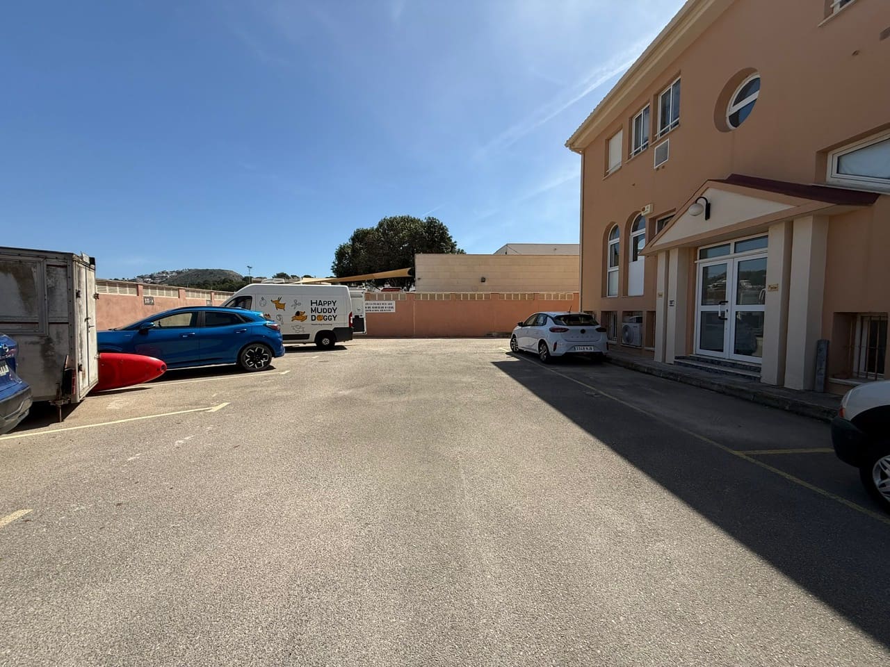 Gewerbe zu verkaufen in Moraira - 220.000 € (Ref: 9865470)