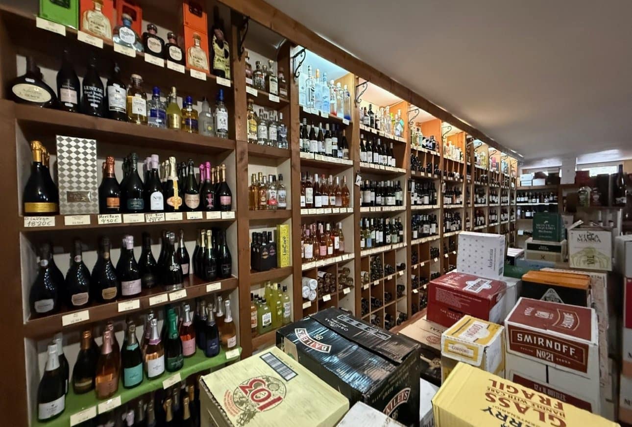 Commercieel te koop in Moraira - € 220.000 (Ref: 9865470)