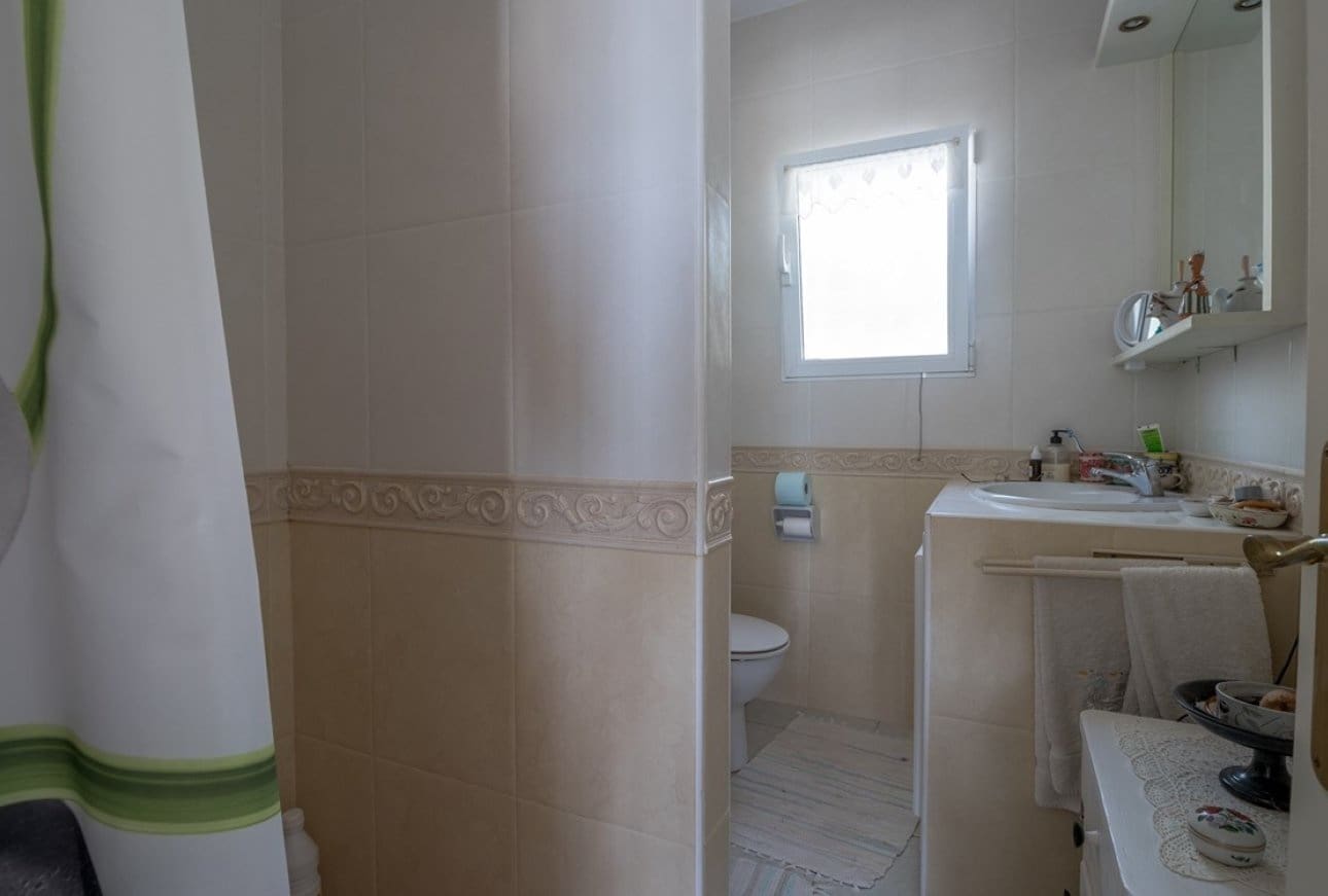 6 bedroom Villa for sale in Moraira with pool - € 980,000 (Ref: 9865471)