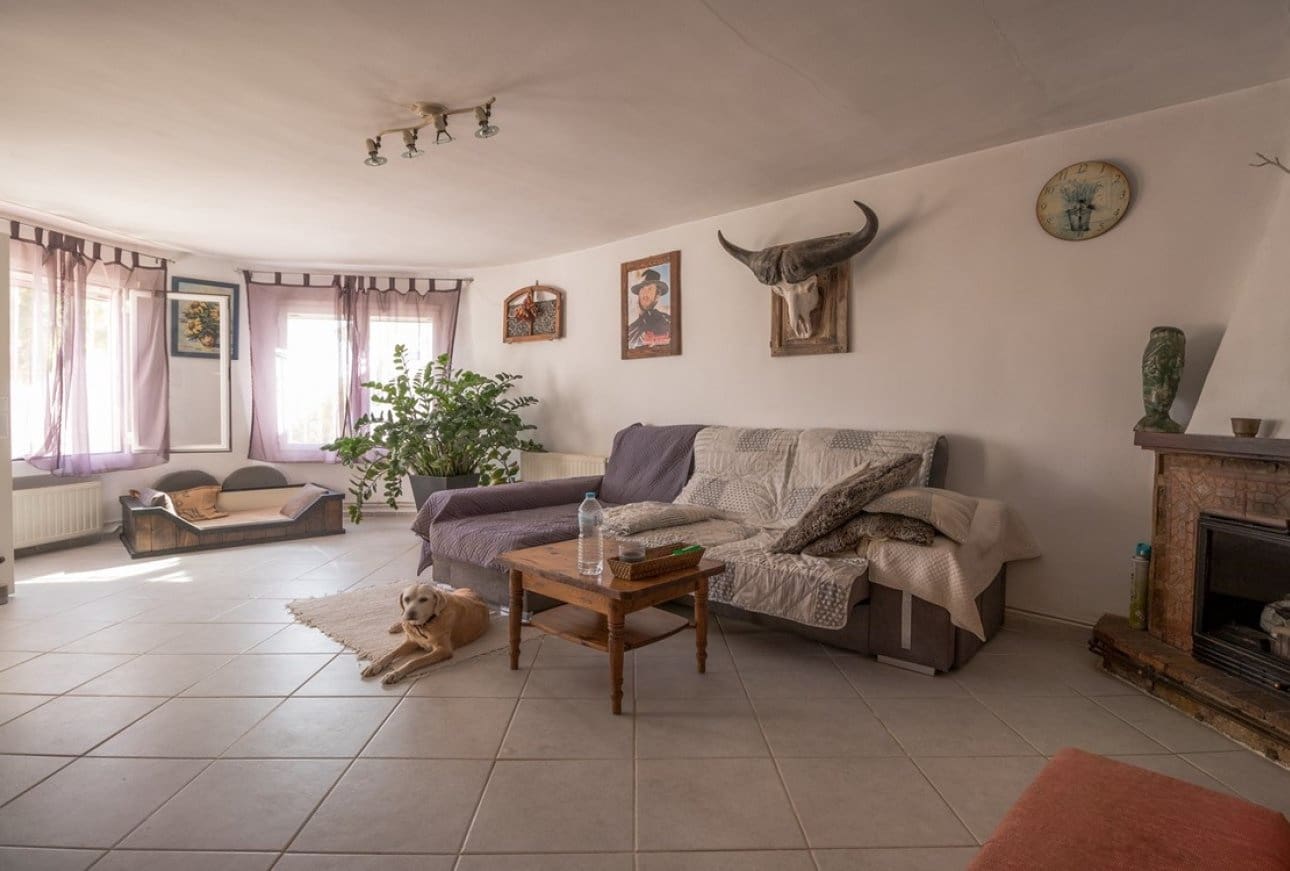 6 bedroom Villa for sale in Moraira with pool - € 980,000 (Ref: 9865471)
