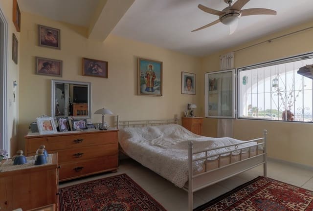6 makuuhuone Huvila myytävänä paikassa Moraira, Teulada-Moraira mukana uima-altaan - 980 000 € (Ref: 9865471)