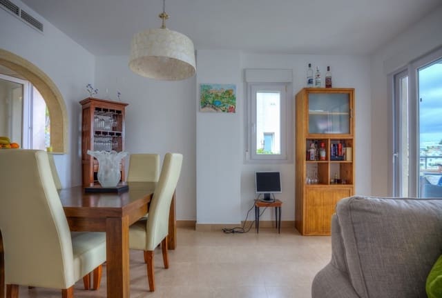 3 soveværelse Villa til salg i Moraira, Teulada-Moraira med swimmingpool - € 475.000 (Ref: 9921430)