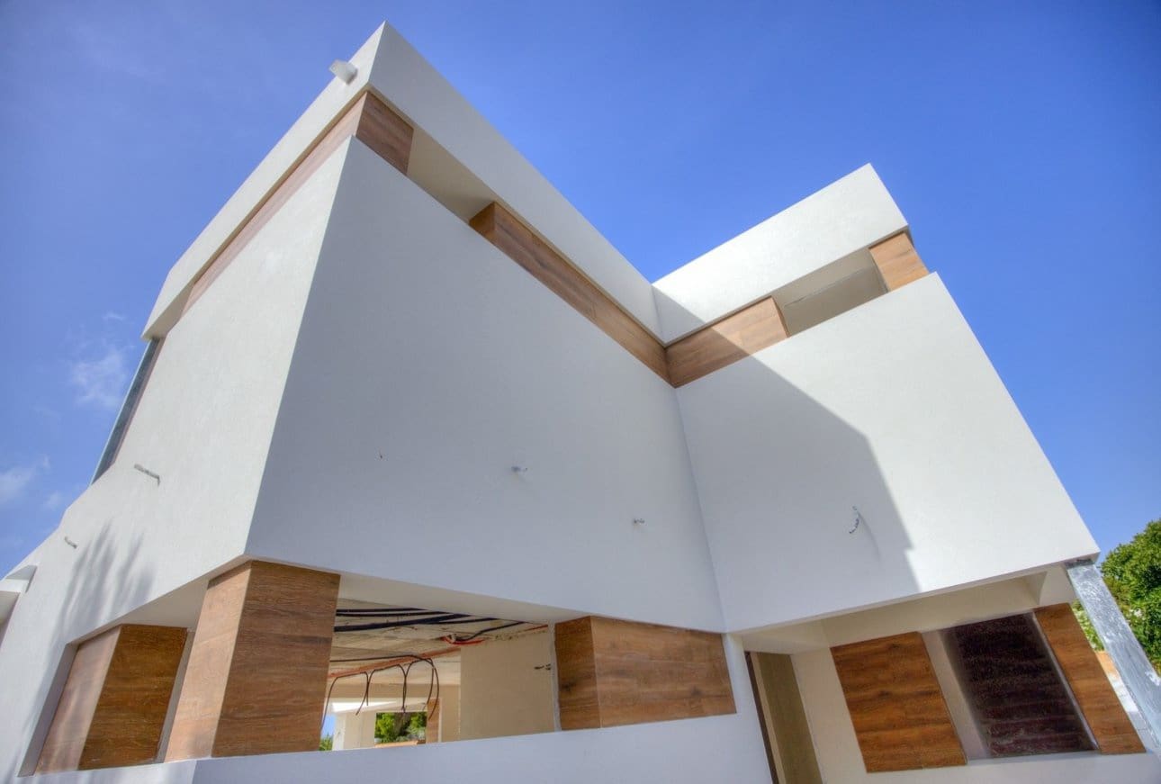 4 bedroom Villa for sale in Moraira with pool - € 2,750,000 (Ref: 9924970)