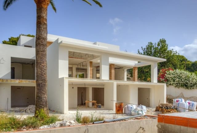 4 soverom Villa til salgs i Moraira, Teulada-Moraira med svømmebasseng - € 2 750 000 (Ref: 9924970)