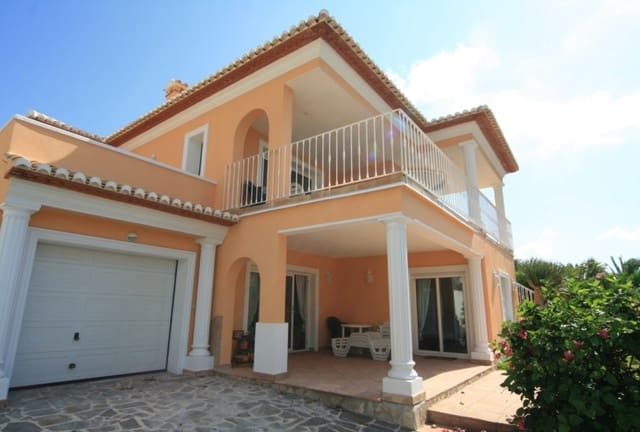 4 soveværelse Villa til salg i Moraira, Teulada-Moraira - € 965.000 (Ref: 9928510)