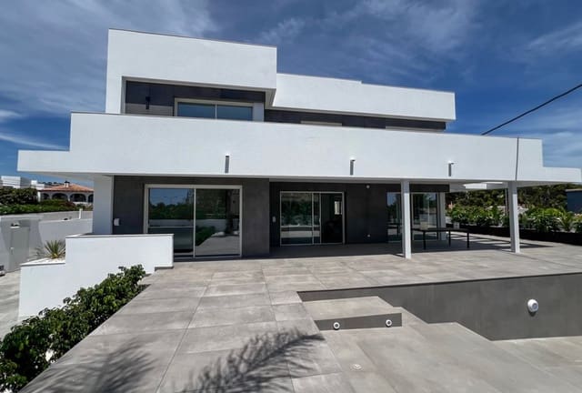 5 soverom Villa til salgs i Moraira, Teulada-Moraira med svømmebasseng - € 2 400 000 (Ref: 9929801)