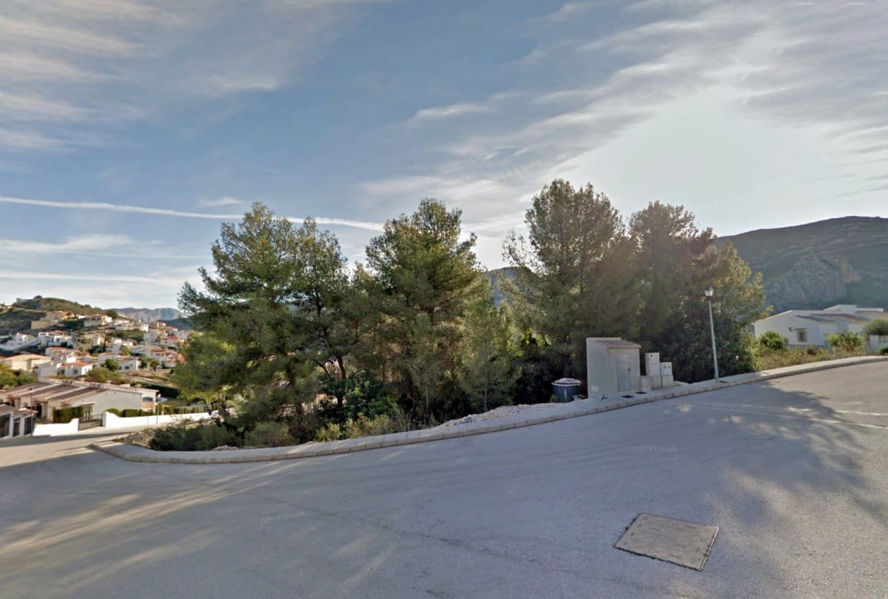 3 bedroom Villa for sale in Denia with pool - € 660,000 (Ref: 9932206)