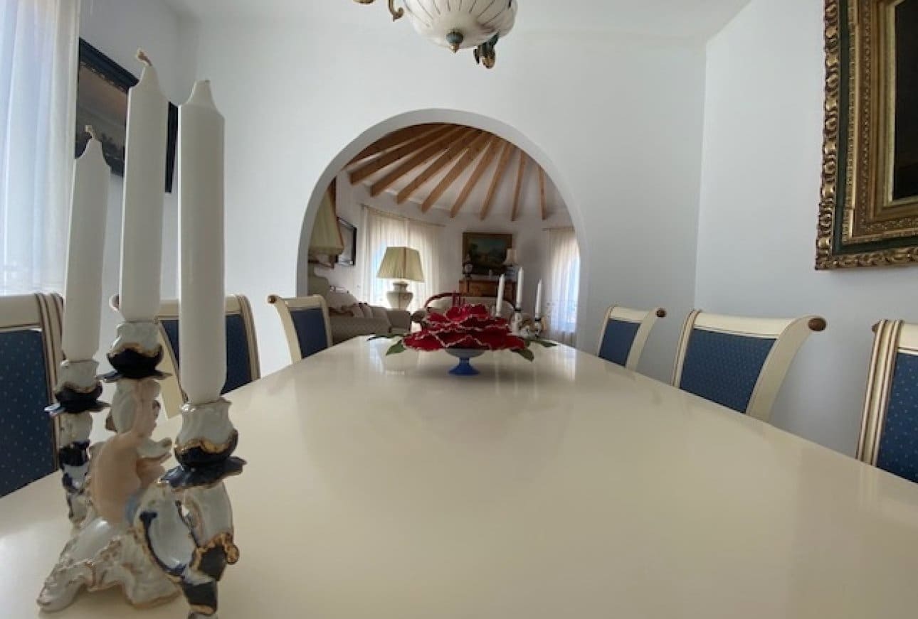 4 bedroom Villa for sale in Cumbre del Sol with pool garage - € 1,050,000 (Ref: 9932208)