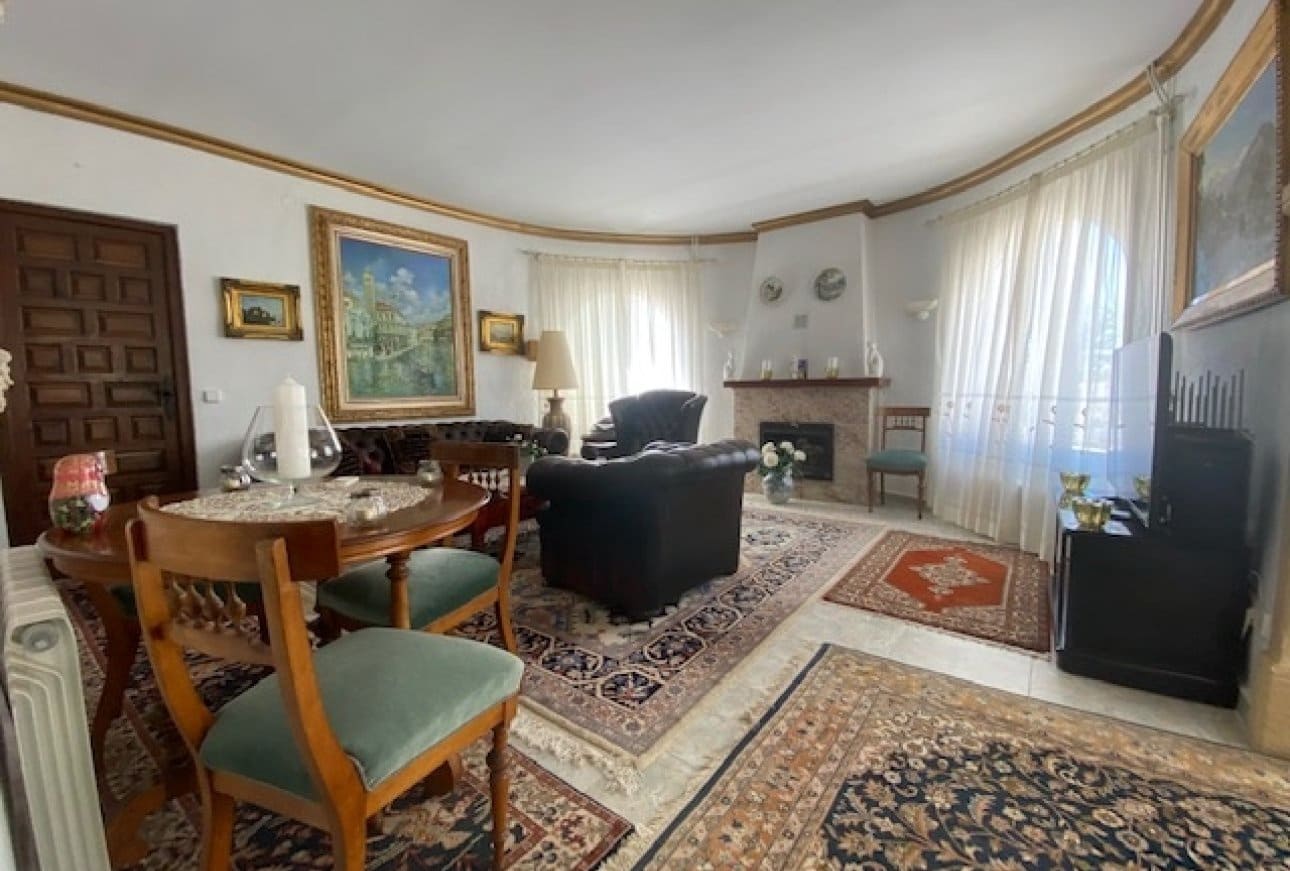 4 bedroom Villa for sale in Cumbre del Sol with pool garage - € 1,050,000 (Ref: 9932208)
