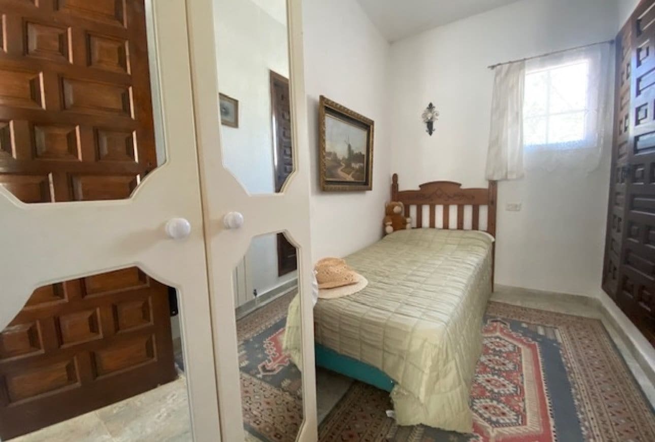 4 bedroom Villa for sale in Cumbre del Sol with pool garage - € 1,050,000 (Ref: 9932208)