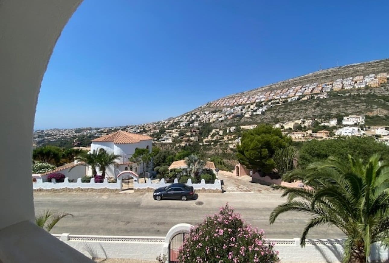 4 bedroom Villa for sale in Cumbre del Sol with pool garage - € 1,050,000 (Ref: 9932208)