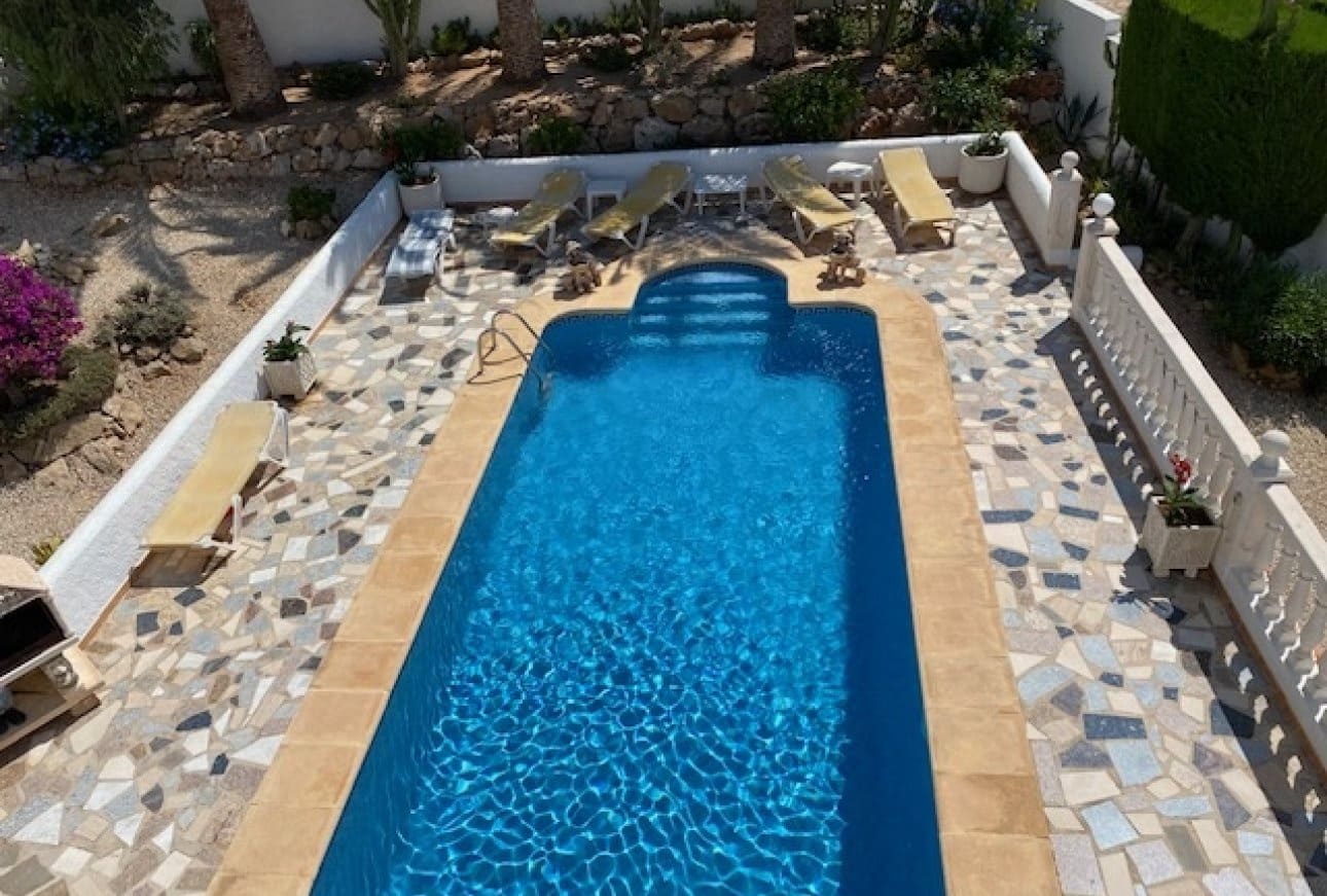 4 bedroom Villa for sale in Cumbre del Sol with pool garage - € 1,050,000 (Ref: 9932208)
