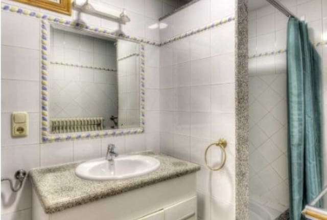 9 soveværelse Villa til salg i Benissa med swimmingpool garage - € 995.000 (Ref: 9932209)