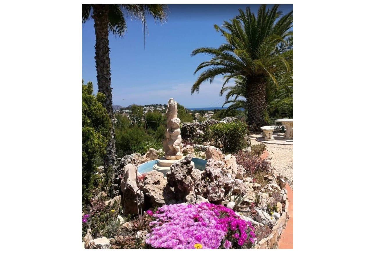 9 bedroom Villa for sale in Benissa with pool garage - € 995,000 (Ref: 9932209)