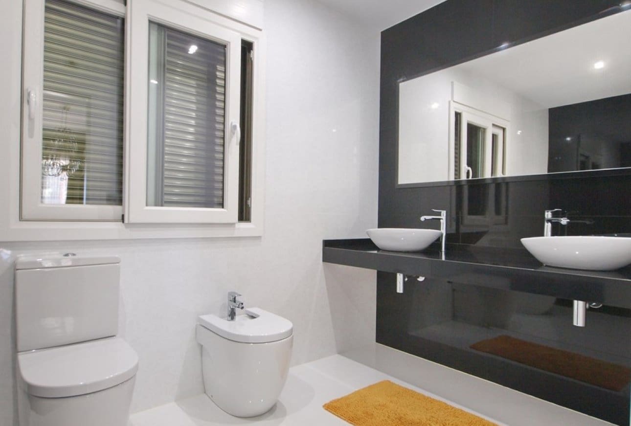 4 soveværelse Villa til salg i Benissa med swimmingpool garage - € 1.350.000 (Ref: 9932210)