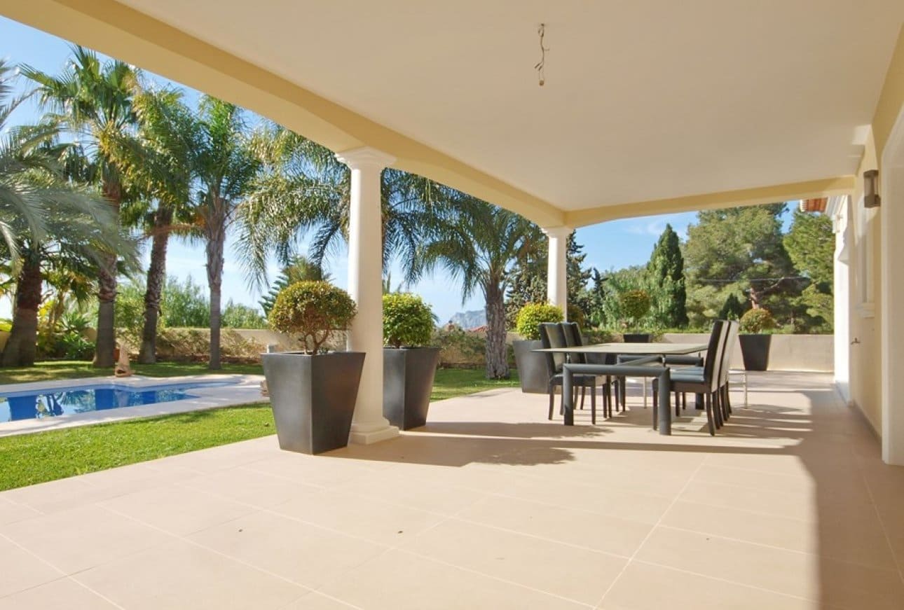 4 soveværelse Villa til salg i Benissa med swimmingpool garage - € 1.350.000 (Ref: 9932210)