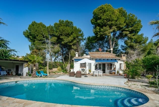 2 soverom Villa til salgs i Moraira, Teulada-Moraira med svømmebasseng - € 550 000 (Ref: 9939050)