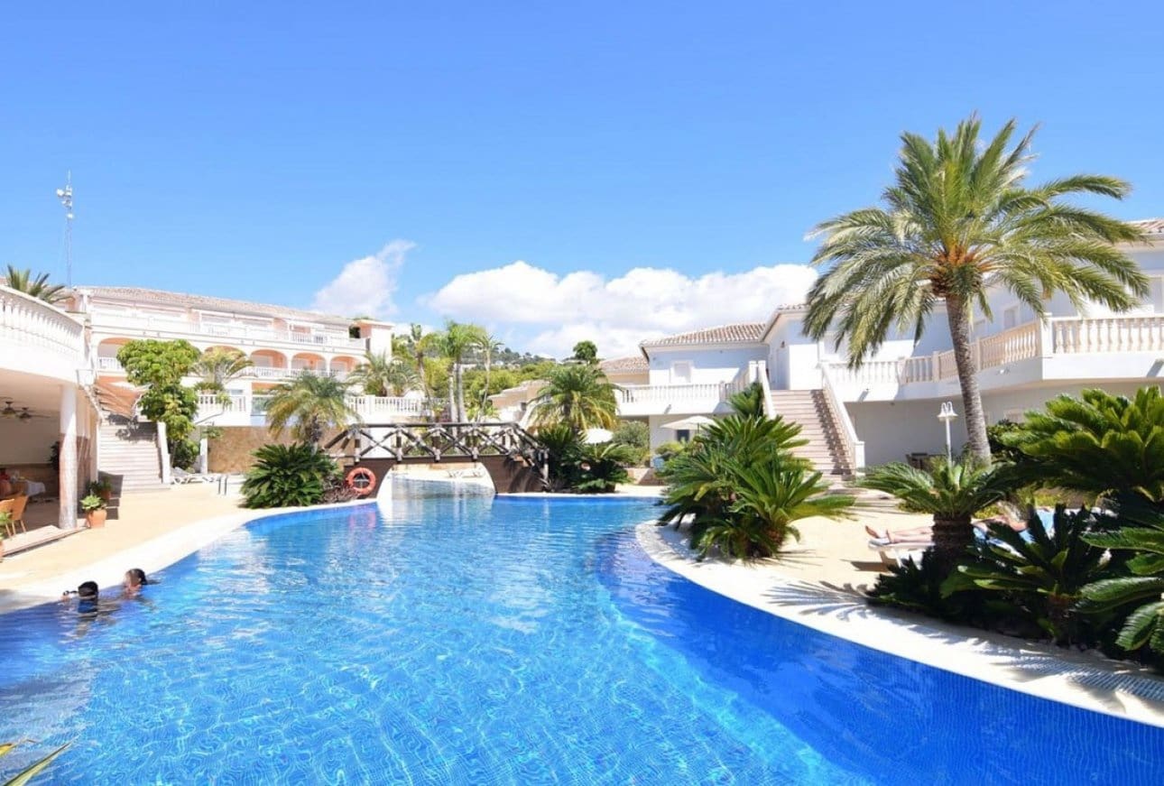 1 soveværelse Lejlighed til salg i Benissa med swimmingpool - € 249.500 (Ref: 9939052)