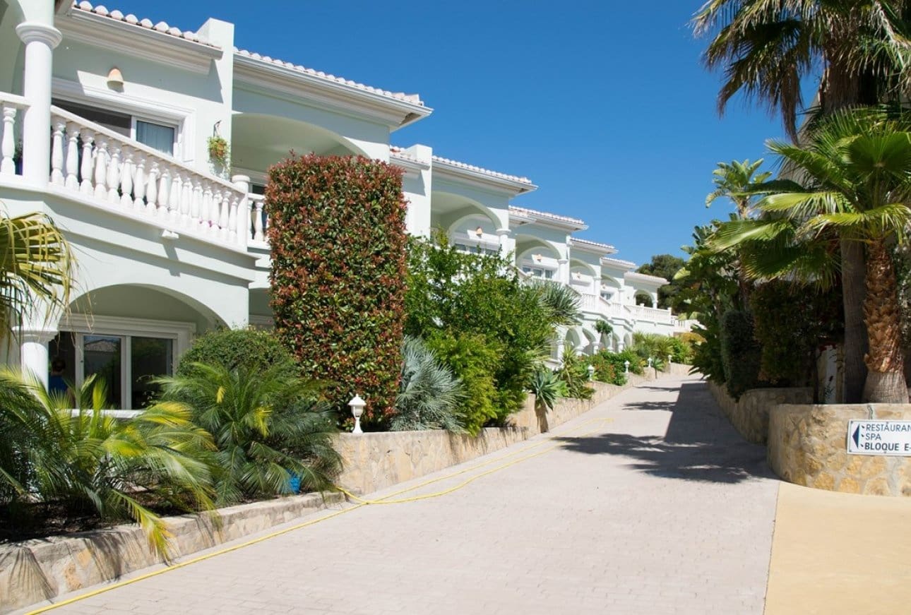 1 soveværelse Lejlighed til salg i Benissa med swimmingpool - € 249.500 (Ref: 9939052)
