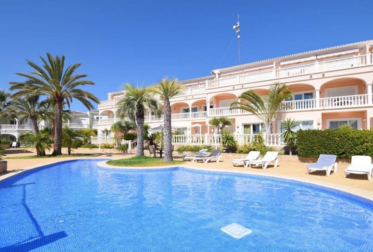 1 soveværelse Lejlighed til salg i Benissa med swimmingpool - € 249.500 (Ref: 9939052)