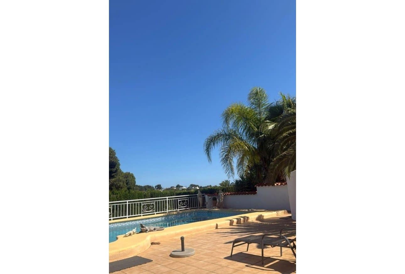 3 soverom Villa til salgs i Moraira med svømmebasseng garasje - € 795 000 (Ref: 9946762)