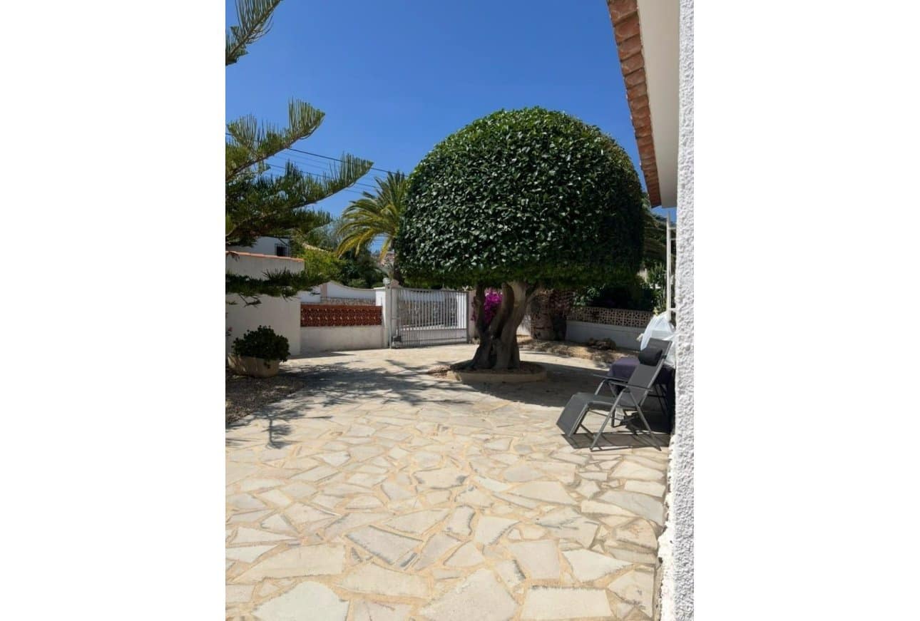 3 soverom Villa til salgs i Moraira med svømmebasseng garasje - € 795 000 (Ref: 9946762)