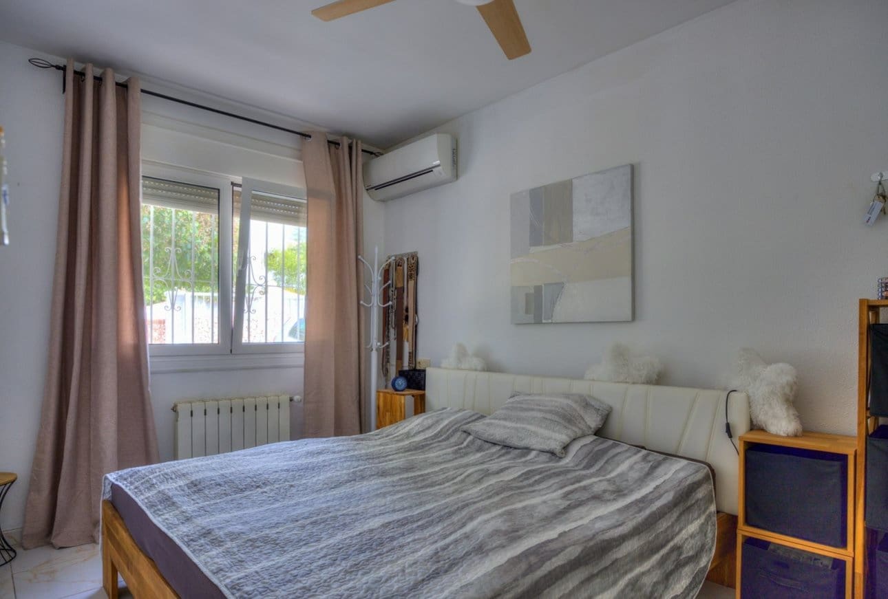 3 bedroom Villa for sale in Moraira with pool garage - € 795,000 (Ref: 9946762)