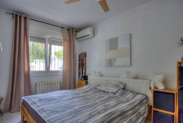 3 soverom Villa til salgs i Moraira, Teulada-Moraira med svømmebasseng garasje - € 795 000 (Ref: 9946762)