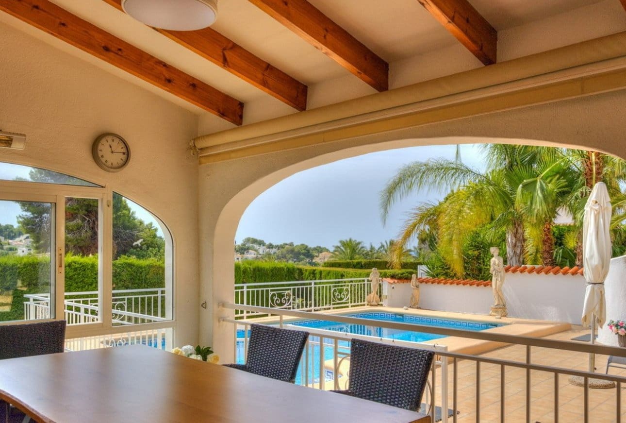 3 bedroom Villa for sale in Moraira with pool garage - € 795,000 (Ref: 9946762)