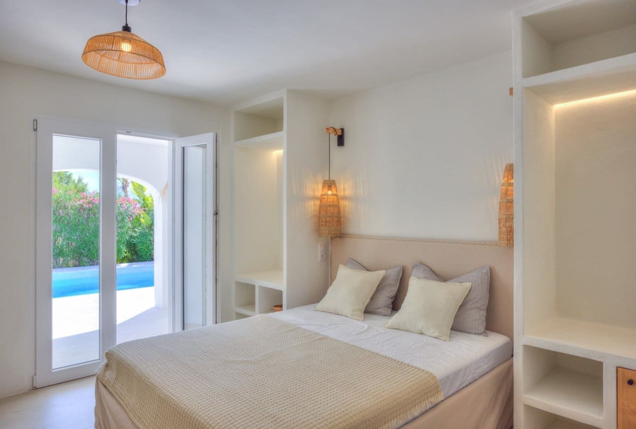 5 soverom Villa til salgs i Moraira med svømmebasseng garasje - € 1 389 000 (Ref: 9953125)