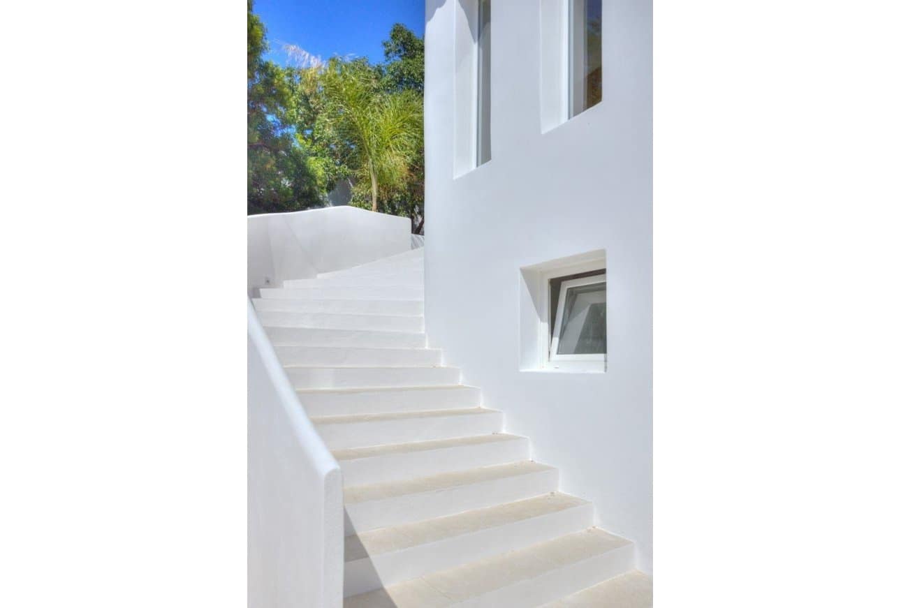 5 soverom Villa til salgs i Moraira med svømmebasseng garasje - € 1 389 000 (Ref: 9953125)