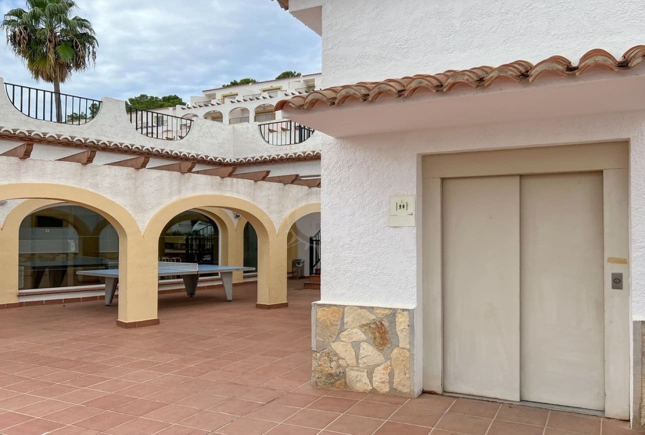 2 soverom Leilighet til salgs i Calpe / Calp med svømmebasseng - € 270 000 (Ref: 9964205)