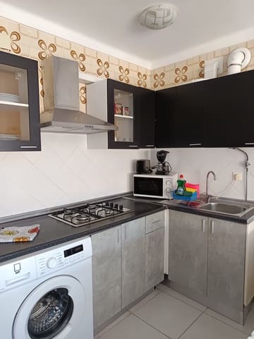 Appartamento sulla Spiaggia da affitare come casa vacanza in Torre del Mar, Vélez-Málaga con piscina - 350 € (Rif: 7446001)