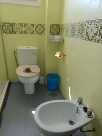 Appartamento sulla Spiaggia da affitare come casa vacanza in Torre del Mar, Vélez-Málaga con piscina - 350 € (Rif: 7446001)