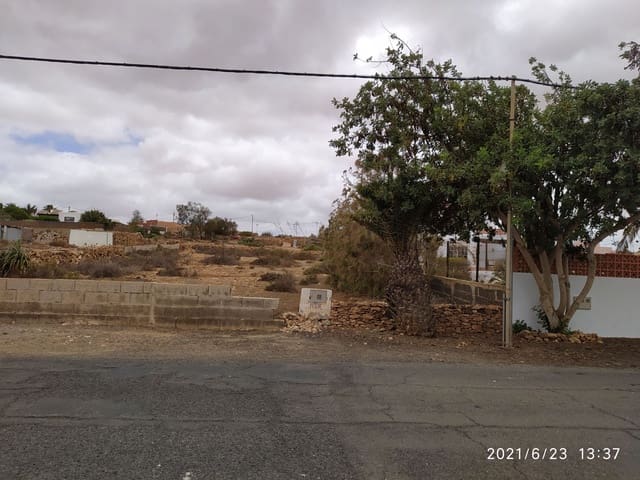 Byggetomt til salgs i Triquivijate, Antigua - € 65 000 (Ref: 9956573)
