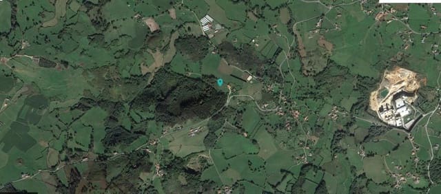 Rakentamaton maa myytävänä paikassa Llanera - 15 000 € (Ref: 4102913)